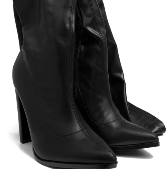 Just 🖤 all night  In boots Over Knee - Picture 5 of 10